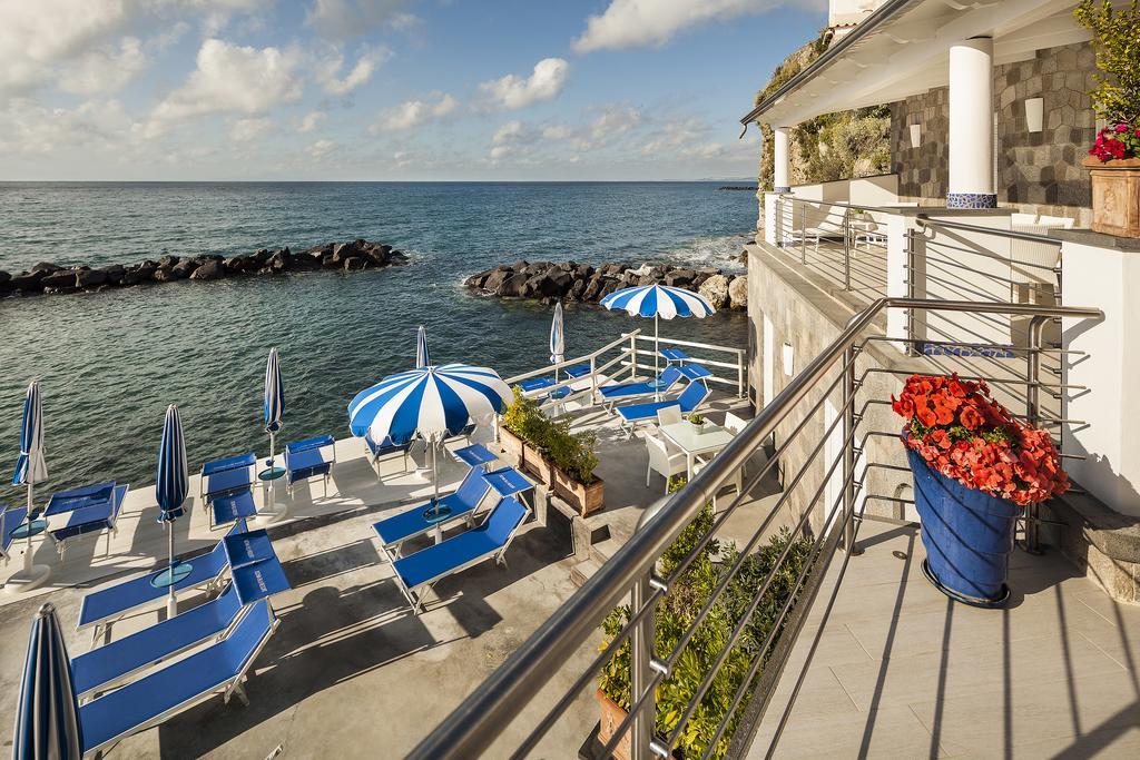 Ischia Blu Resort ภายนอก รูปภาพ